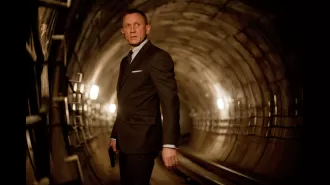 Fans of James Bond are wondering if Huw Edwards' appearance in Skyfall will be removed from the film.