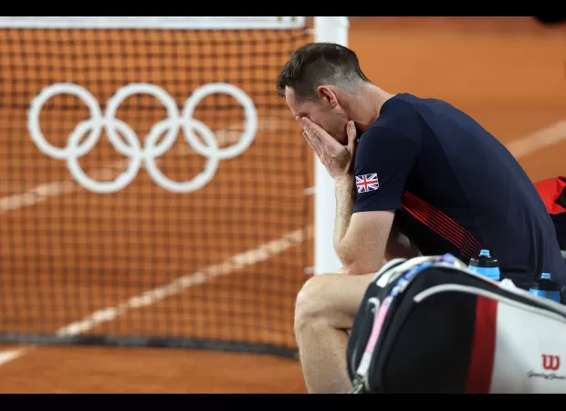 A British celebrity criticizes Andy Murray for his actions at the Paris Olympics, calling him a 