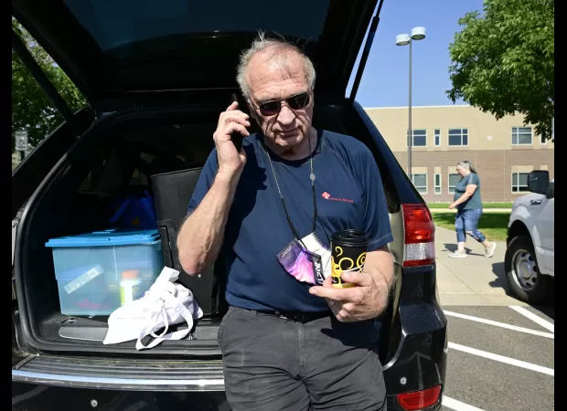 Residents in the Front Range are facing a tough decision as they are forced to consider whether to evacuate or remain in the midst of a devastating wildfire.