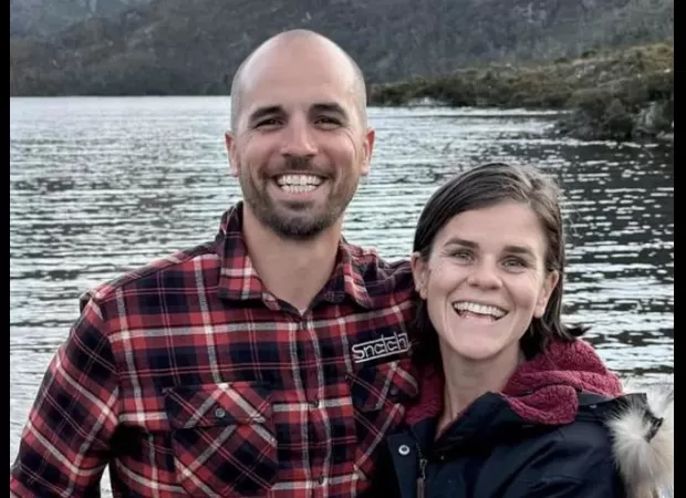 A man died protecting his wife from a crocodile, showing his love for her until the end.