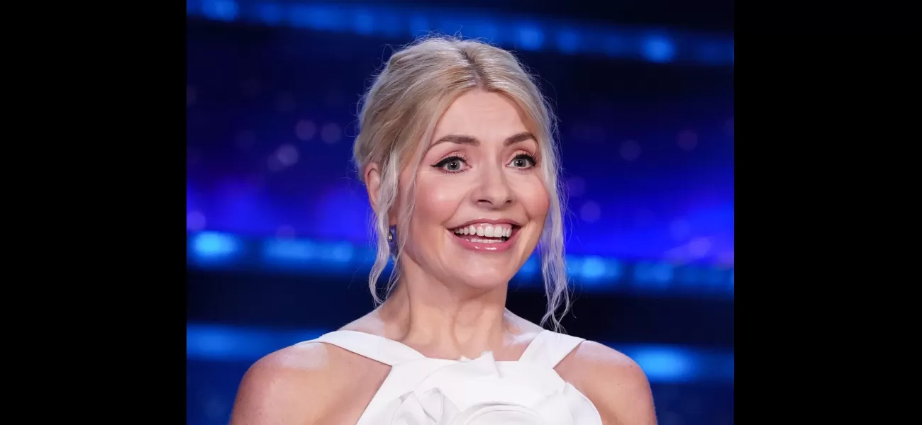 Holly Willoughby will be returning to ITV to host a revival of a popular 90s gameshow.