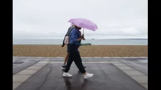 Strong winds will make London weather even more unpleasant due to a powerful jet stream.