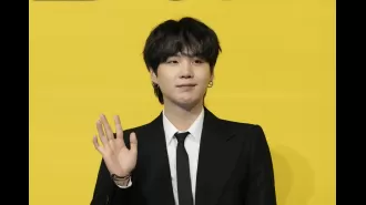 A member of BTS apologizes for drunk driving and has had their license revoked by the police.
