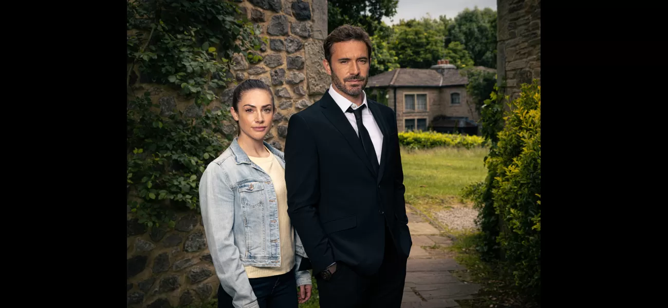 What character did Emmerdale's Oliver Farnworth portray on Coronation Street?
