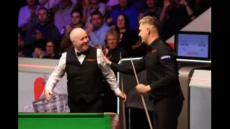 Kyren Wilson shares heartwarming act from John Higgins during their match at World Championship, leading to Wilson's victory.
