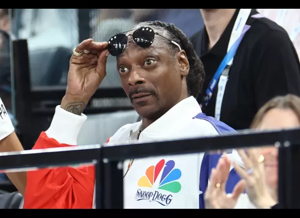 Did Snoop Dogg betray his roots? From pioneer of gangster rap to beloved goofy uncle.