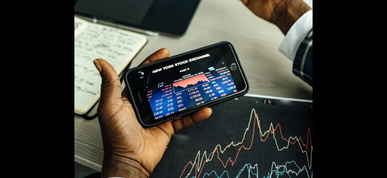 How do Democratic and Republican governments affect the stock market?
