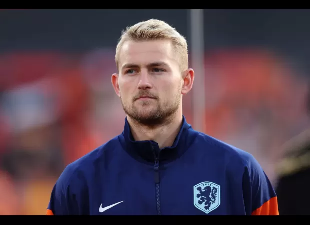 Paul Scholes is worried about Manchester United's interest in a lower quality player.