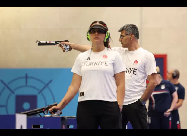 A Turkish Olympic shooter goes viral with his iconic pose and shares the story behind it.