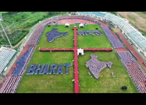 KISS sets new world record for singing national anthem.