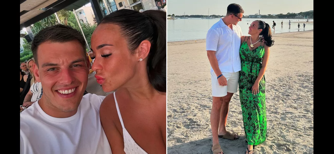 Actress Stephanie Davis shares joyful news of unexpected pregnancy on Coronation Street.