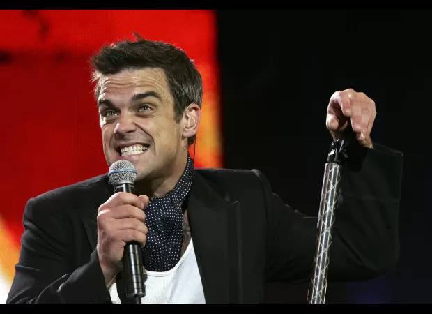 A famous 90s pop star reveals a striking appearance change following a long struggle with cocaine addiction.