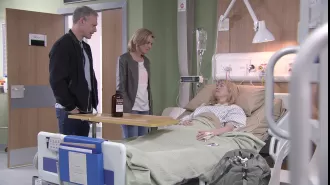 Leanne's life falls apart in Coronation Street teaser clip when she receives surprising information.