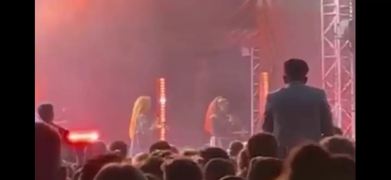 Sugababes interrupt performance to request security.