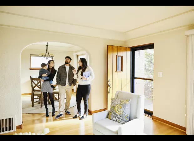 Surprising information that catches our attention when looking at a property, and it's not what we expect.