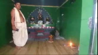 A blind beggar creates a temple dedicated to Shani in Khurda.