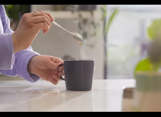 Can drinking hot beverages help cool you off during a heatwave?