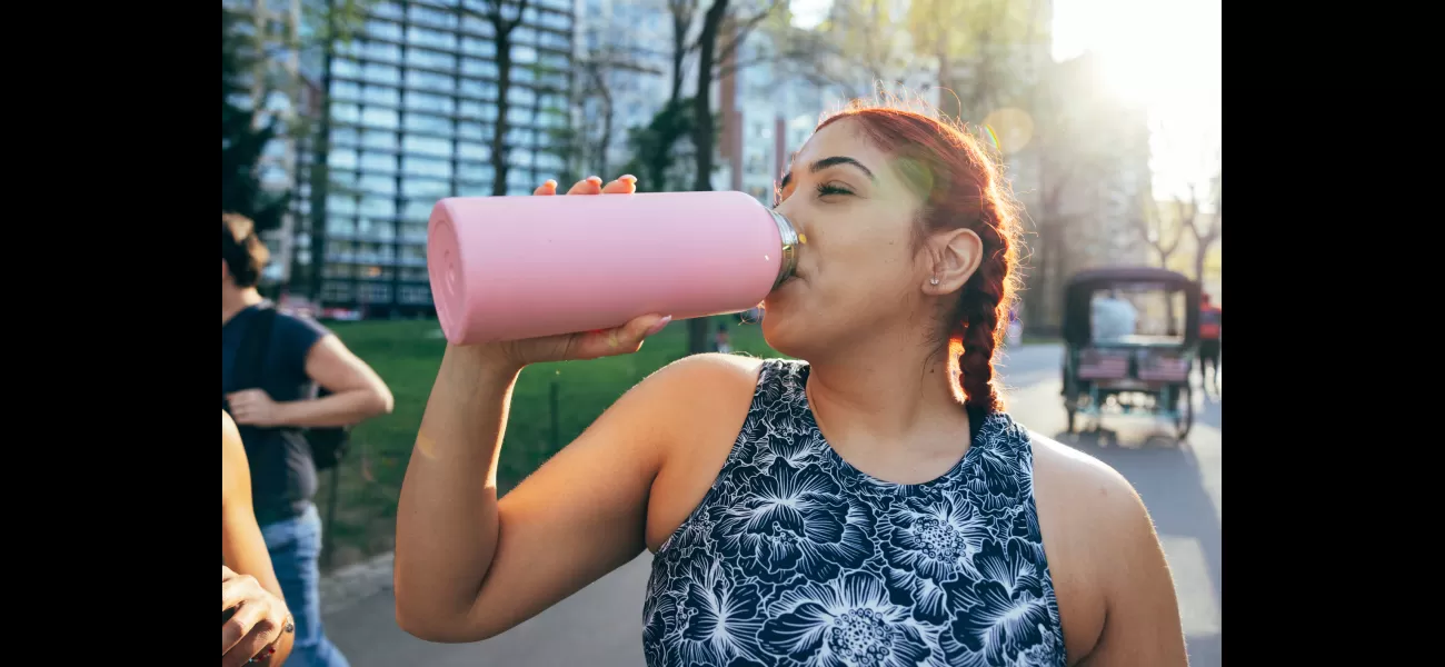 Doctor advises against water and suggests an unexpected drink during hot weather (not tea).