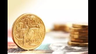 Private sector salaries increased by only 4.1% in June, showing slow growth.