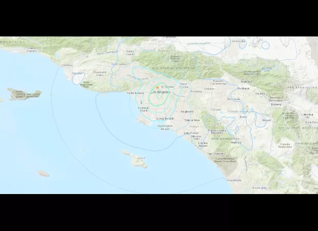 A 4.4 earthquake rattles Los Angeles.