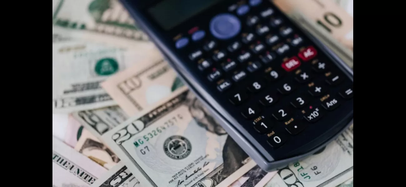 Consumers' dissatisfaction with high prices is driving them to play a role in reducing inflation-related expenses.