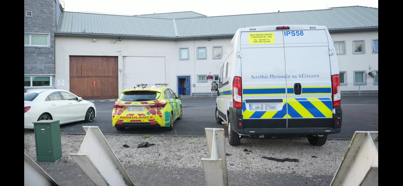 10 prisoners hospitalized, possible mass overdose at jail