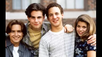 Former 90s TV celebrity shares uncomfortable experience of personal weight gain being incorporated into show's plot.
