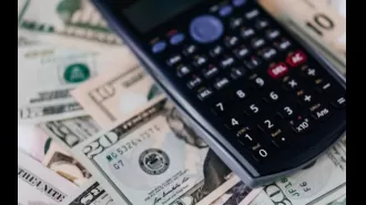 Consumers' dissatisfaction with high prices is driving them to play a role in reducing inflation-related expenses.