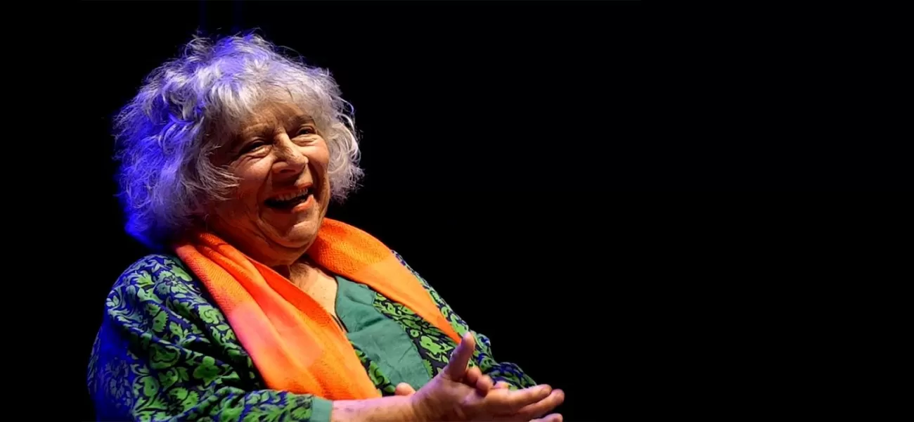 A review of Margolyes & Dickens show, highlighting its best moments.