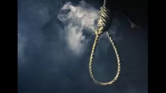 Overuse of mobile games leads to tragic teen suicide.
