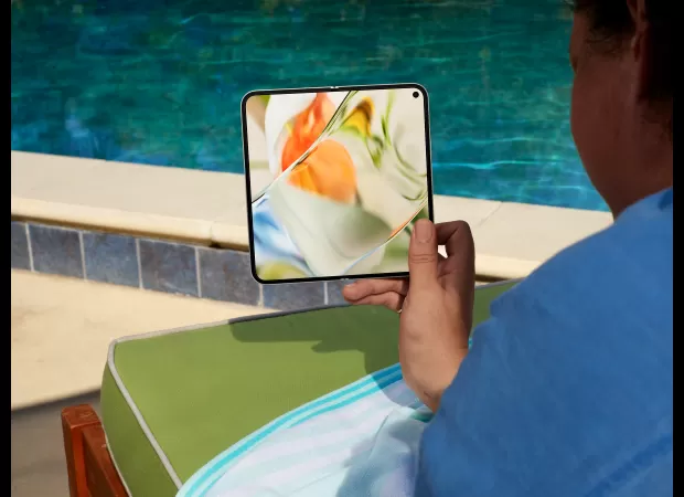 Google introduces first ever foldable phone to Australia with AI capabilities