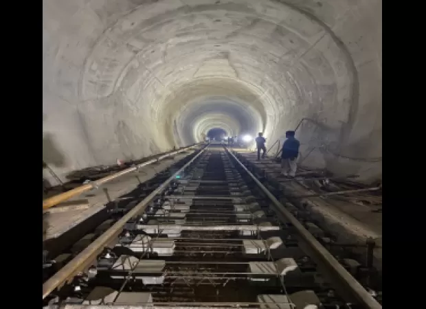 ECoR is implementing ballastless track technology in its new projects.