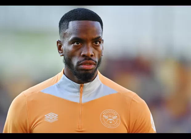 Will Ivan Toney join Man Utd or Chelsea in a PSR-friendly deal? Brentford coach Thomas Frank hints at possibility.