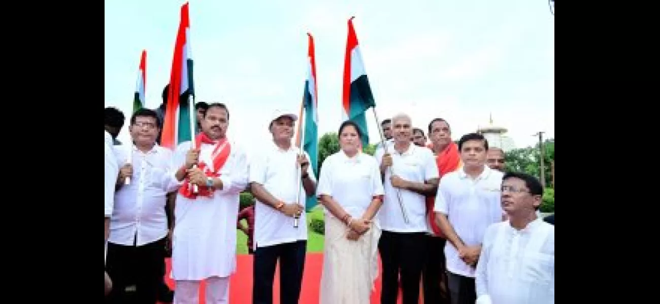 Odisha's Chief Minister participates in the 'Ghar Ghar Tiranga' initiative.