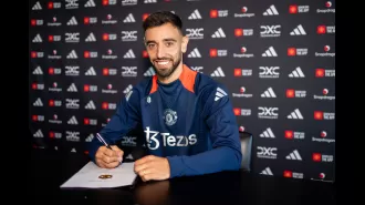 Bruno Fernandes discusses his reasons for signing a new contract with Manchester United.