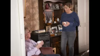 Famous Coronation Street star changes mind and returns to job after new revelation.
