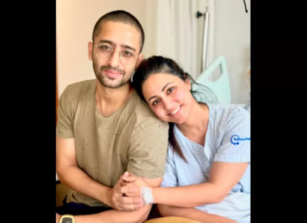 Shaheer Sheikh went to see Hina Khan at the hospital and complimented her for being a strong and courageous person.