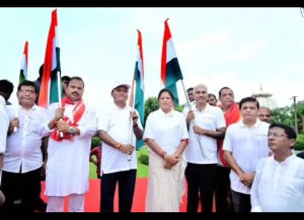 Odisha's Chief Minister participates in the 'Ghar Ghar Tiranga' initiative.