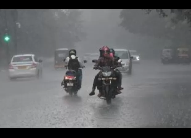IMD predicts ongoing heavy rains in Odisha for next 3 days.