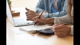 More and more Australians are facing difficulties in paying their electricity bills.