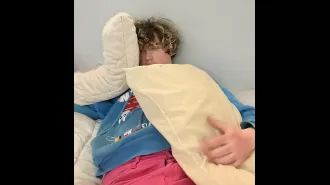 Experts caution against attempting an 11-day no-sleep challenge after a teenager in Melbourne tried it.