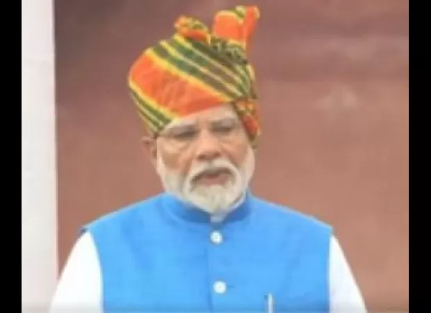 Indian PM Modi raises national flag at Red Fort, honors those who fought for freedom.