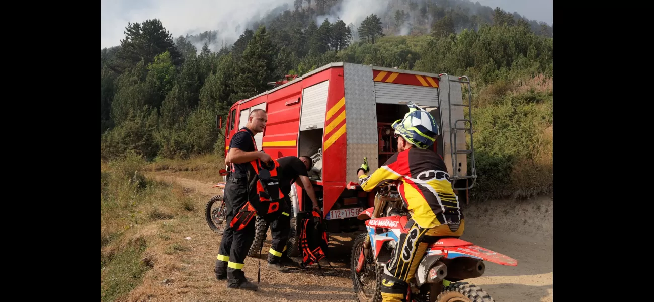 Dentist's generous act for courageous firefighters fighting fires.