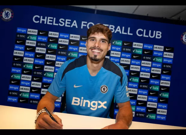 Arsenal withdrew from bidding for Chelsea's £54m target Pedro Neto due to concerns over manager Mikel Arteta.