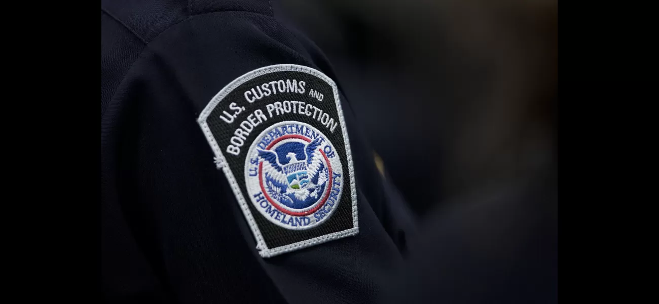 Notorious Peruvian gang leader, wanted for 23 murders, apprehended in United States.