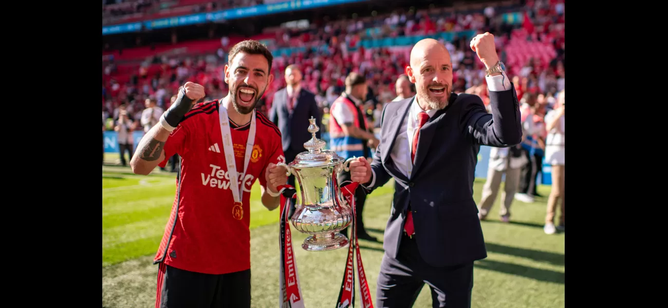 Ten Hag challenges Fernandes to win trophies after signing new contract.
