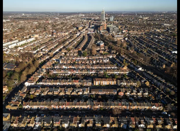 Gail's wants to start a business in Walthamstow, but the community is protesting against it.