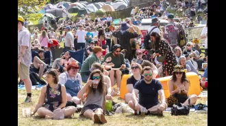 The weekend in the UK will be sunny and pleasant.