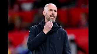 Ten Hag advised to bench Man Utd player in favor of Zirkzee in next match.