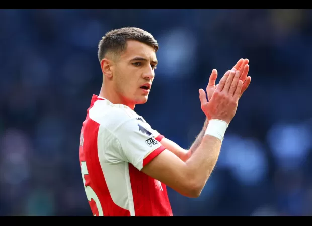 Arsenal player not included in team against Wolves due to transfer rumors.